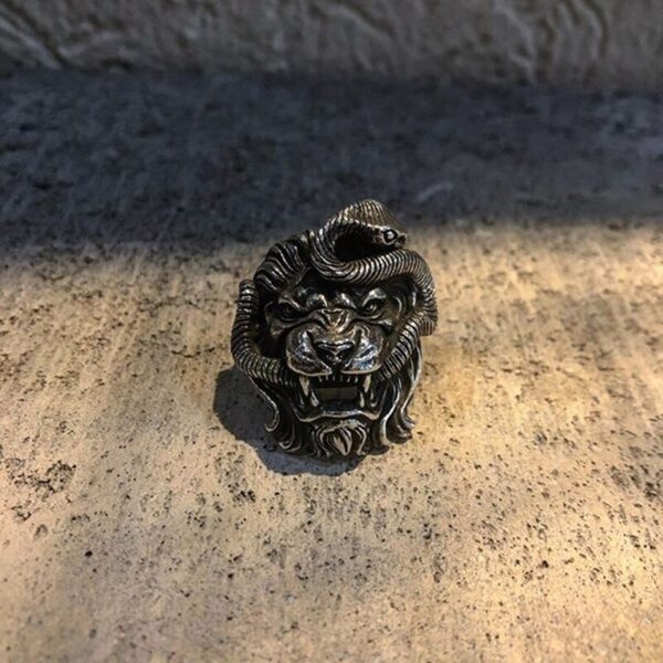 EYHIMD Lion and Snake Stainless Steel Ring Men's Punk Chimera Biker Ring Mythology Animal Jewelry