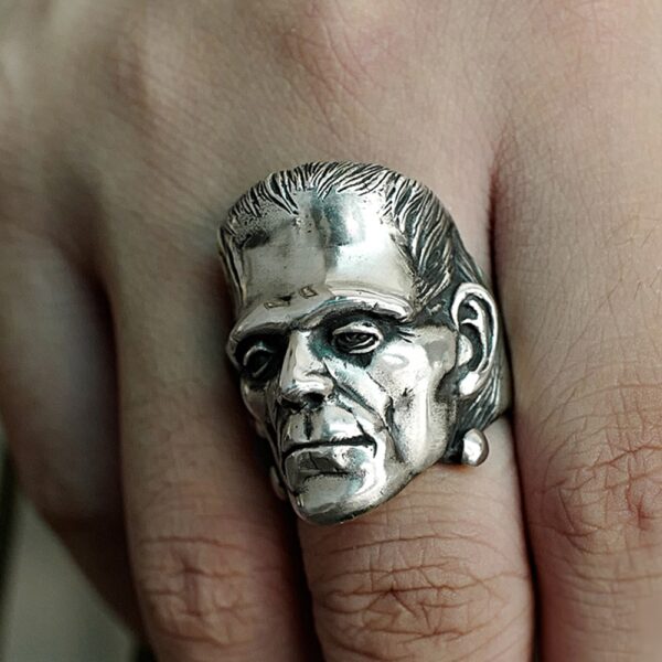 EYHIMD Science Fiction Victor Frankenstein Rings Punk Horror Scientist Stainless Steel Skull Ring Men's Biker Jewelry