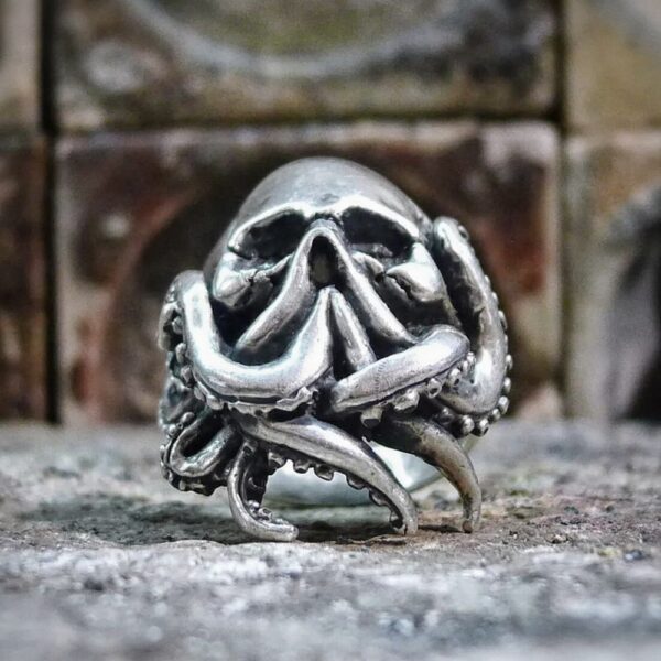 EYHIMD Goth Octopus Skull Ring Punk 316L Stainless Steel Seaman Rings Men Biker Jewelry Gift for Sailor